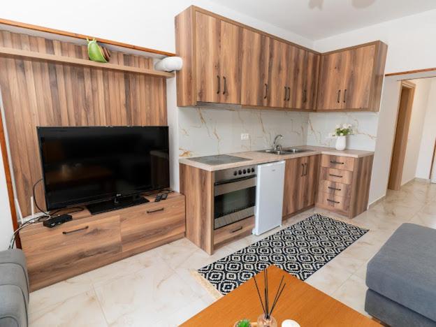 Roel Apartments Sarandë エクステリア 写真